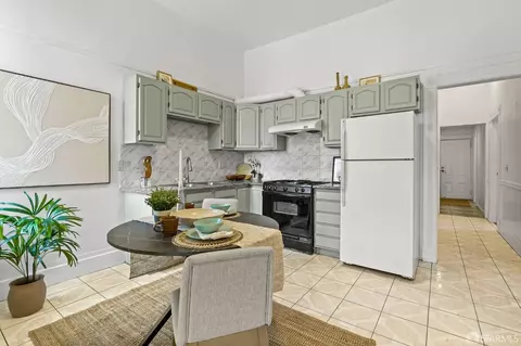 Kitchen - 320 Peralta St, Oakland, CA 94607 photo 2 of 5