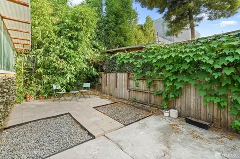 Exterior - 320 Peralta St, Oakland, CA 94607 photo 5 of 10