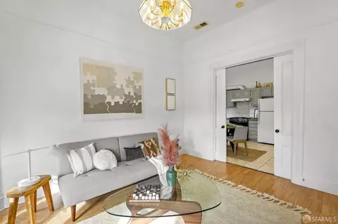 Living - 320 Peralta St, Oakland, CA 94607 photo 4 of 4