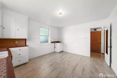 Entry Way - 1365 Shafter Ave, San Francisco, CA 94124 photo 6 of 6