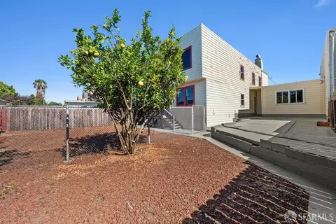 Exterior - 1365 Shafter Ave, San Francisco, CA 94124 photo 10 of 13