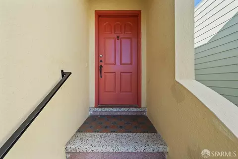 Entry Way - 1365 Shafter Ave, San Francisco, CA 94124 photo 1 of 6