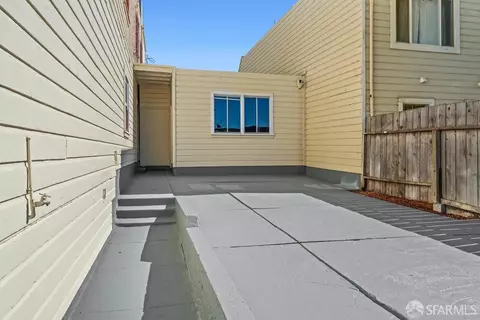 Exterior - 1365 Shafter Ave, San Francisco, CA 94124 photo 8 of 13