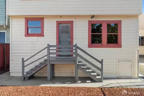 Exterior - 1365 Shafter Ave, San Francisco, CA 94124 photo 4 of 13