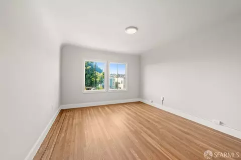 Bedroom - 1365 Shafter Ave, San Francisco, CA 94124 photo 7 of 15