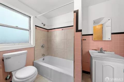 Bath - 1365 Shafter Ave, San Francisco, CA 94124 photo 4 of 4