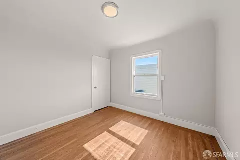 Bedroom - 1365 Shafter Ave, San Francisco, CA 94124 photo 11 of 15