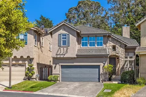 362 View Point Ct, Pacifica, CA 94044