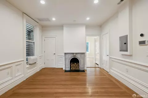 Living - 2817 24th St, San Francisco, CA 94110 photo 3 of 7