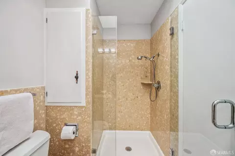 Bath - 2178 14th Ave, San Francisco, CA 94116 photo 2 of 6