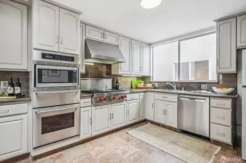 Kitchen - 2178 14th Ave, San Francisco, CA 94116 photo 2 of 7
