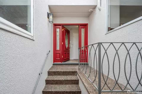 Entry Way - 2178 14th Ave, San Francisco, CA 94116 photo 5 of 5