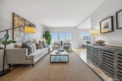 Living - 2178 14th Ave, San Francisco, CA 94116 photo 3 of 5