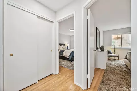 Entry Way - 2178 14th Ave, San Francisco, CA 94116 photo 2 of 5