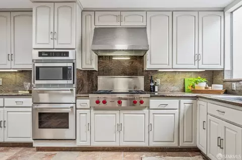 Kitchen - 2178 14th Ave, San Francisco, CA 94116 photo 4 of 7