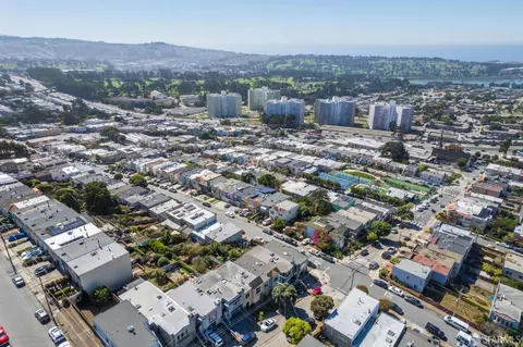 View/Area - 633 Shields St, San Francisco, CA 94132 photo 5 of 6