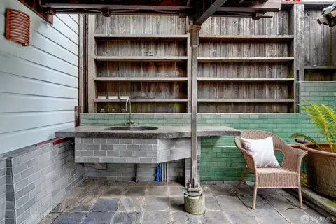 Exterior - 633 Shields St, San Francisco, CA 94132 photo 8 of 14