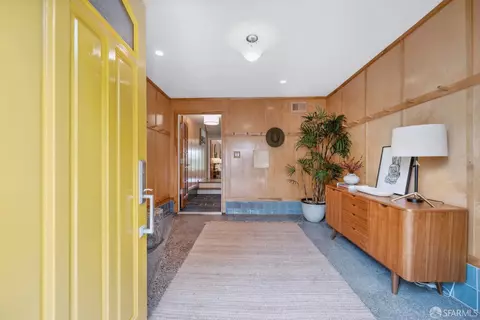 Entry Way - 633 Shields St, San Francisco, CA 94132 photo 1 of 7