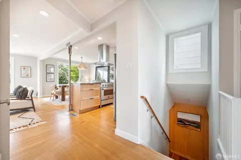 Entry Way - 633 Shields St, San Francisco, CA 94132 photo 5 of 7