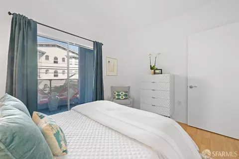 Bedroom - 555 Bartlett St #222, San Francisco, CA 94110 photo 4 of 6