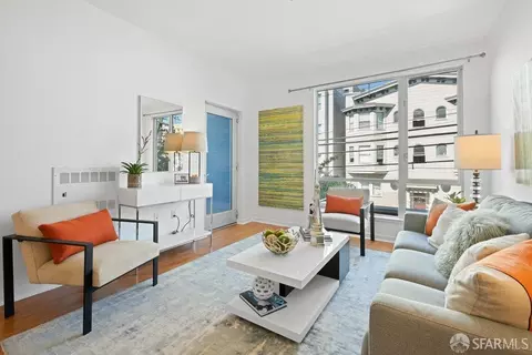 Living - 555 Bartlett St #222, San Francisco, CA 94110 photo 3 of 6