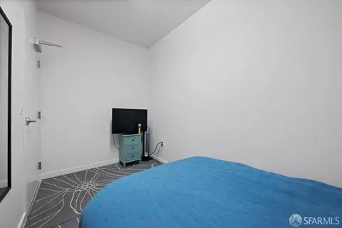 Bedroom - 555 Bartlett St #222, San Francisco, CA 94110 photo 5 of 6