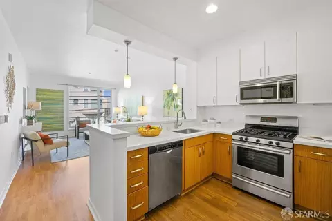 Kitchen - 555 Bartlett St #222, San Francisco, CA 94110 photo 5 of 5