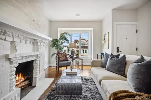 Living - 66 Curtis St, San Francisco, CA 94112 photo 4 of 10