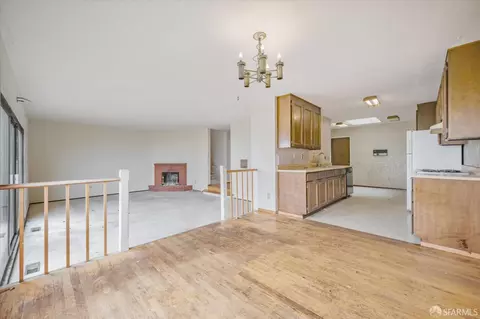 Living - 1615 15th Ave, San Francisco, CA 94122 photo 5 of 8