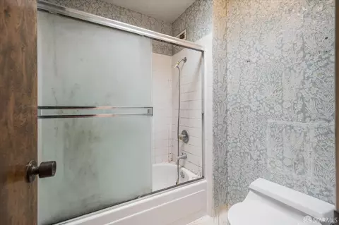 Bath - 1615 15th Ave, San Francisco, CA 94122 photo 4 of 4