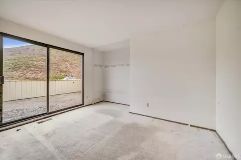 Bedroom - 1615 15th Ave, San Francisco, CA 94122 photo 5 of 8