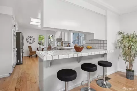 Kitchen - 538 Lomita Ave, Millbrae, CA 94030 photo 5 of 6