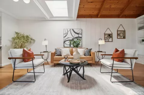 Living - 538 Lomita Ave, Millbrae, CA 94030 photo 5 of 9