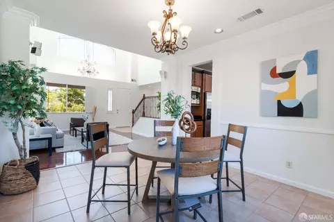 Dining - 5352 Thunderbird Ct, Antioch, CA 94531 photo 2 of 5