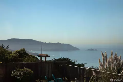 256 Edgewood Dr, Pacifica, CA 94044 photo 2
