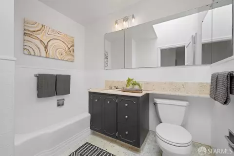 Bath - 1743 17th Ave, San Francisco, CA 94117 photo 1 of 2