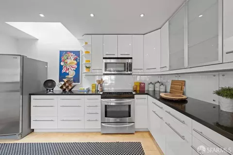 Kitchen - 1743 17th Ave, San Francisco, CA 94117 photo 3 of 9