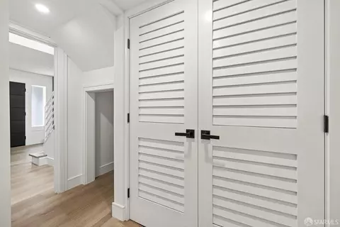 Entry Way - 1486 20th Ave, San Francisco, CA 94122 photo 14 of 15