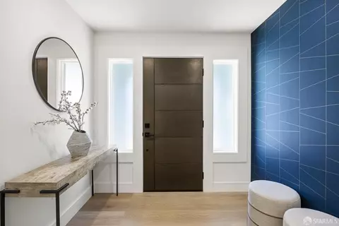 Entry Way - 1486 20th Ave, San Francisco, CA 94122 photo 1 of 15