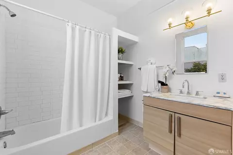 Bath - 1806 Silver Ave, San Francisco, CA 94124 photo 2 of 3