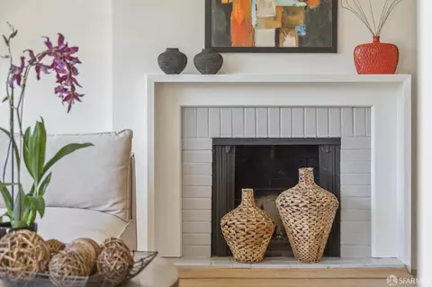 Living - 277 Dellbrook Ave, San Francisco, CA 94131 photo 4 of 6