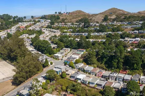 View/Area - 277 Dellbrook Ave, San Francisco, CA 94131 photo 6 of 8