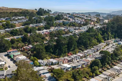 View/Area - 277 Dellbrook Ave, San Francisco, CA 94131 photo 5 of 8