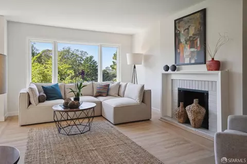 Living - 277 Dellbrook Ave, San Francisco, CA 94131 photo 1 of 6