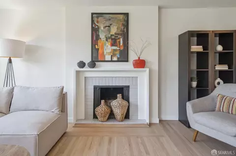 Living - 277 Dellbrook Ave, San Francisco, CA 94131 photo 3 of 6