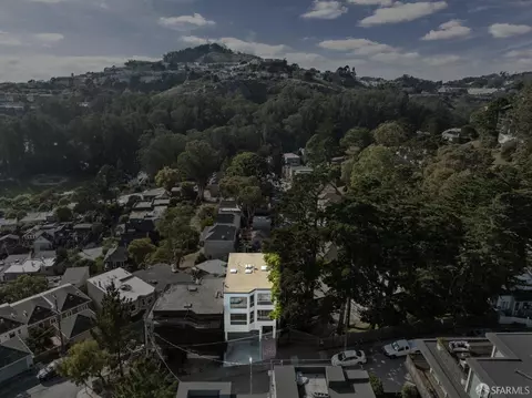 View/Area - 60 Hiliritas Ave, San Francisco, CA 94131 photo 2 of 6
