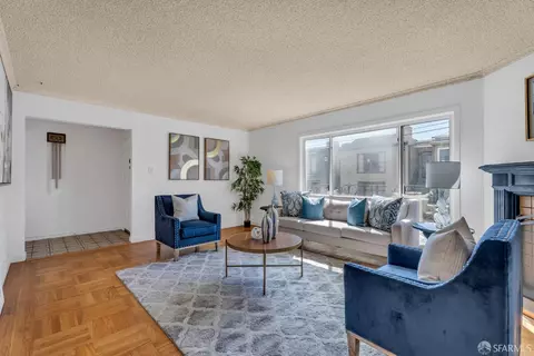 Living - 38 Fredson Ct, San Francisco, CA 94112 photo 2 of 3