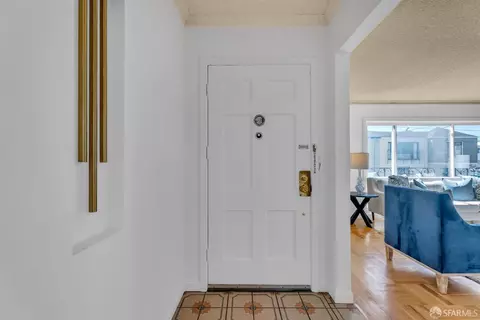 Entry Way - 38 Fredson Ct, San Francisco, CA 94112 photo 1 of 1