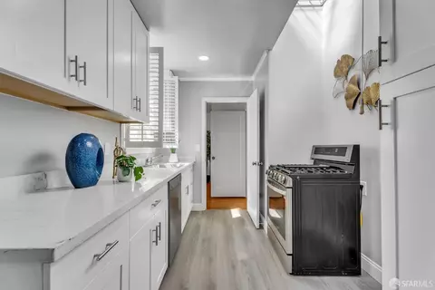 Kitchen - 38 Fredson Ct, San Francisco, CA 94112 photo 1 of 4
