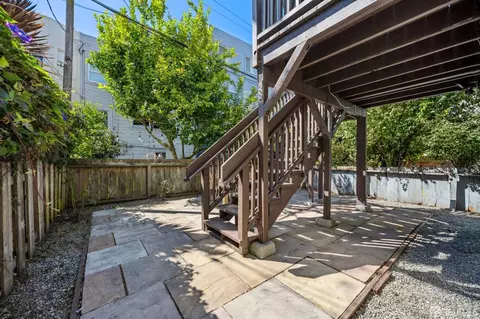 45 Cervantes Blvd, San Francisco, CA 94123 photo 2